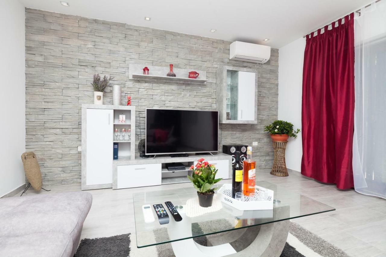 New Brend App Matija Apartment Pinezici  Exterior photo